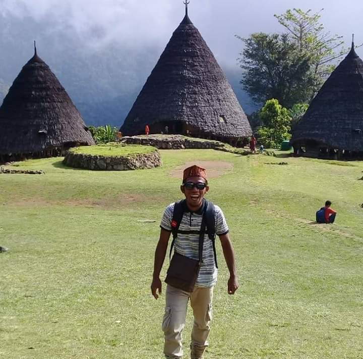 Indigenous traditional Village (Waer Rebo's yard)