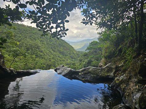 Labuan Bajo Waterfall